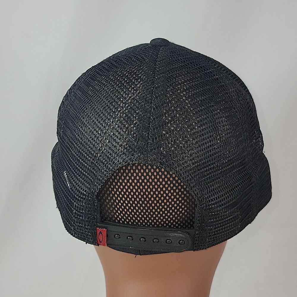 Oakley Hat Cap Snapback Trucker Black - Picture 5 of 10